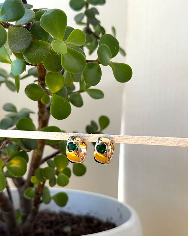 Aretes dormilona corazón verde