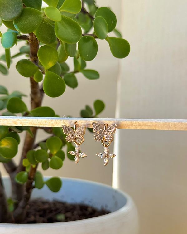 Aretes dormilona mariposa