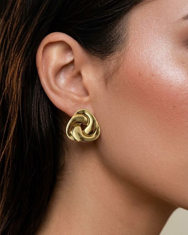 Aretes chunky nudo dorado