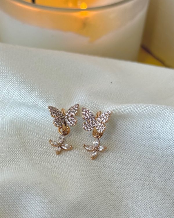 Aretes dormilona mariposa